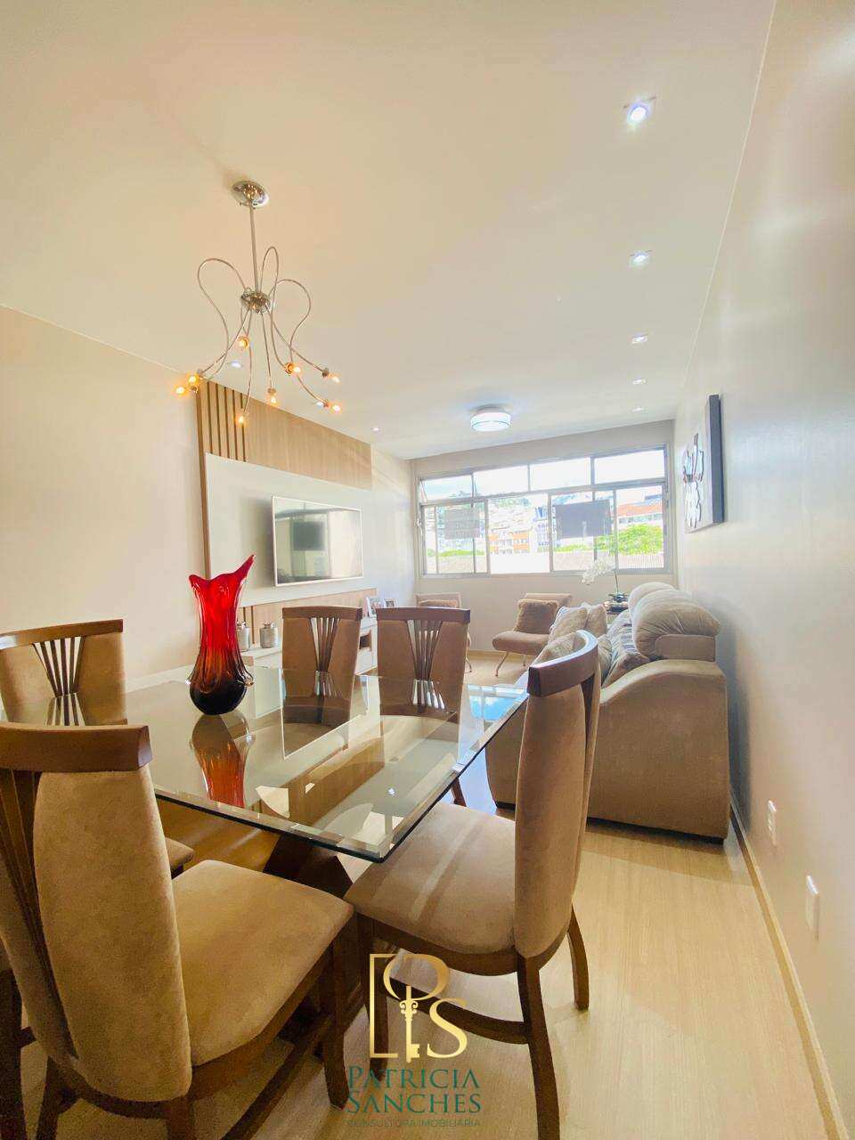 Apartamento à venda em Nova Friburgo, Centro, com 2 quartos, 80m². - PS Consultoria Imobiliária