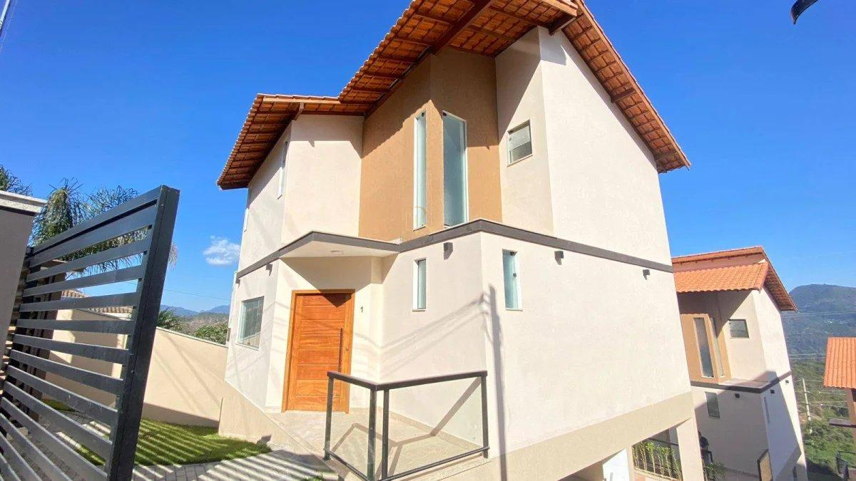 Casa 3 quartos, 180 m², à venda em condomínio, por R$ 800.000,00,  Braunes - Nova Friburgo - RJ. - PS Consultoria Imobiliária