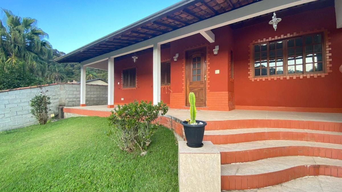Casa à venda, 188 m² por R$ 560.000,00 - Praça Santa Luzia - Nova Friburgo/RJ - PS Consultoria Imobiliária