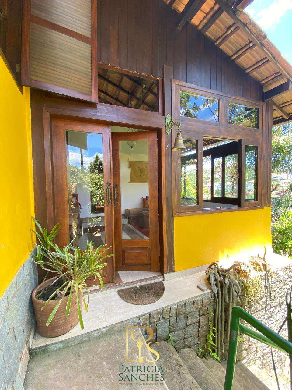 Casa com 4 quartos à venda, 235m² - Braunes - Nova Friburgo/RJ - PS Consultoria Imobiliária