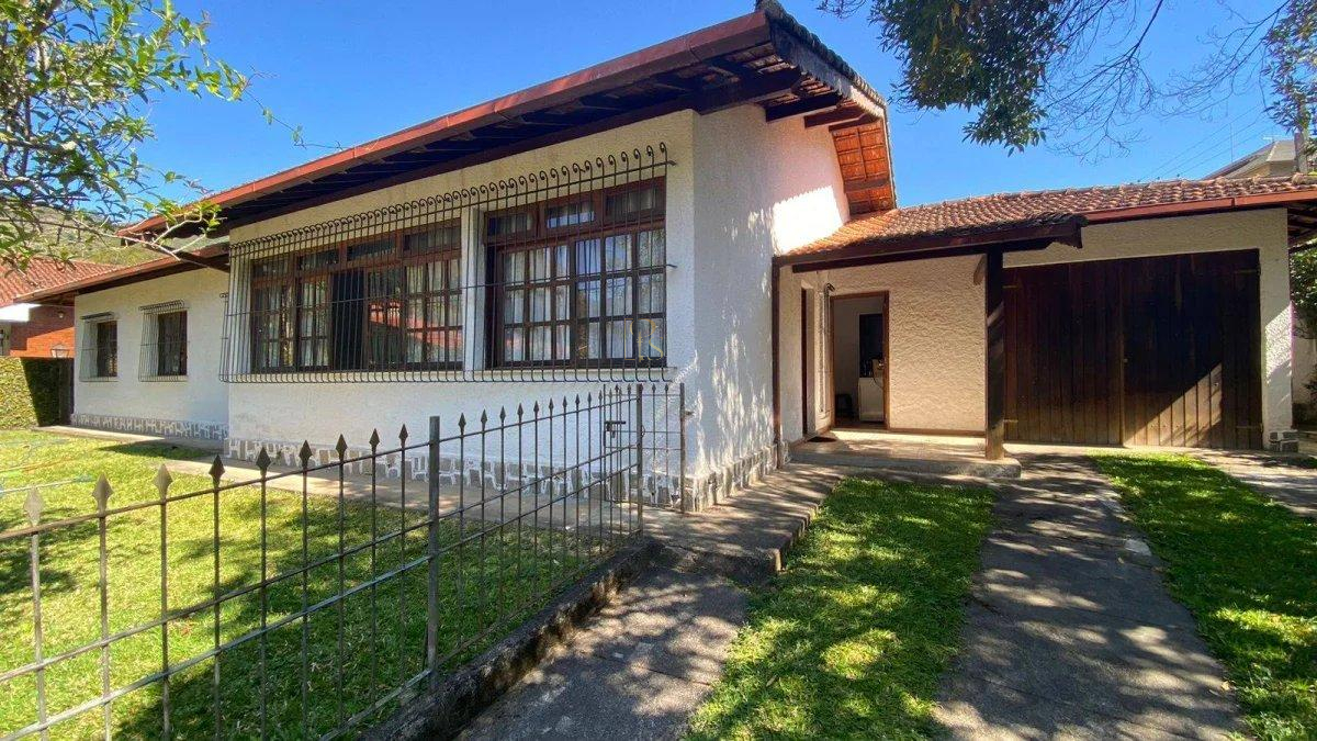 Casa linear com 3 dormitórios à venda, 156m² por R$ 1.200.000,00- Cônego- Nova Friburgo/RJ - PS Consultoria Imobiliária