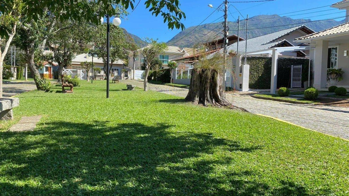 Casa linear com 3 dormitórios à venda, 156m² por R$ 1.200.000,00- Cônego- Nova Friburgo/RJ - PS Consultoria Imobiliária