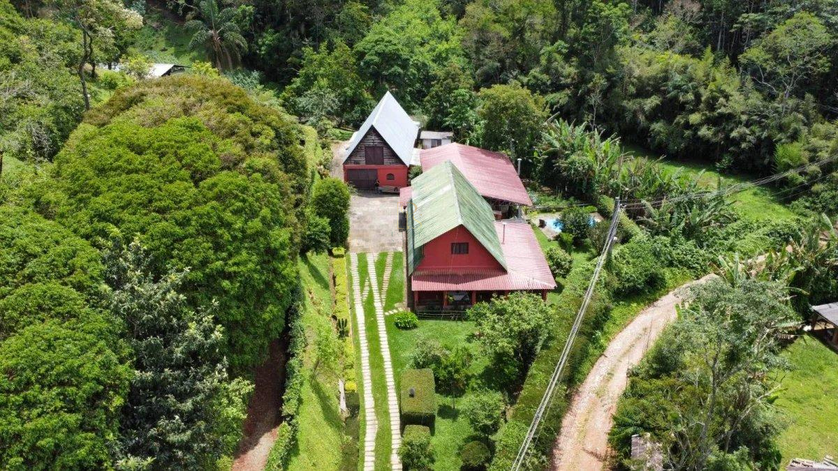 Maravilhoso Sítio á venda, com 22781m², por R$ 1.850.000,00 - Braunes - Nova Friburgo -RJ - PS Consultoria Imobiliária