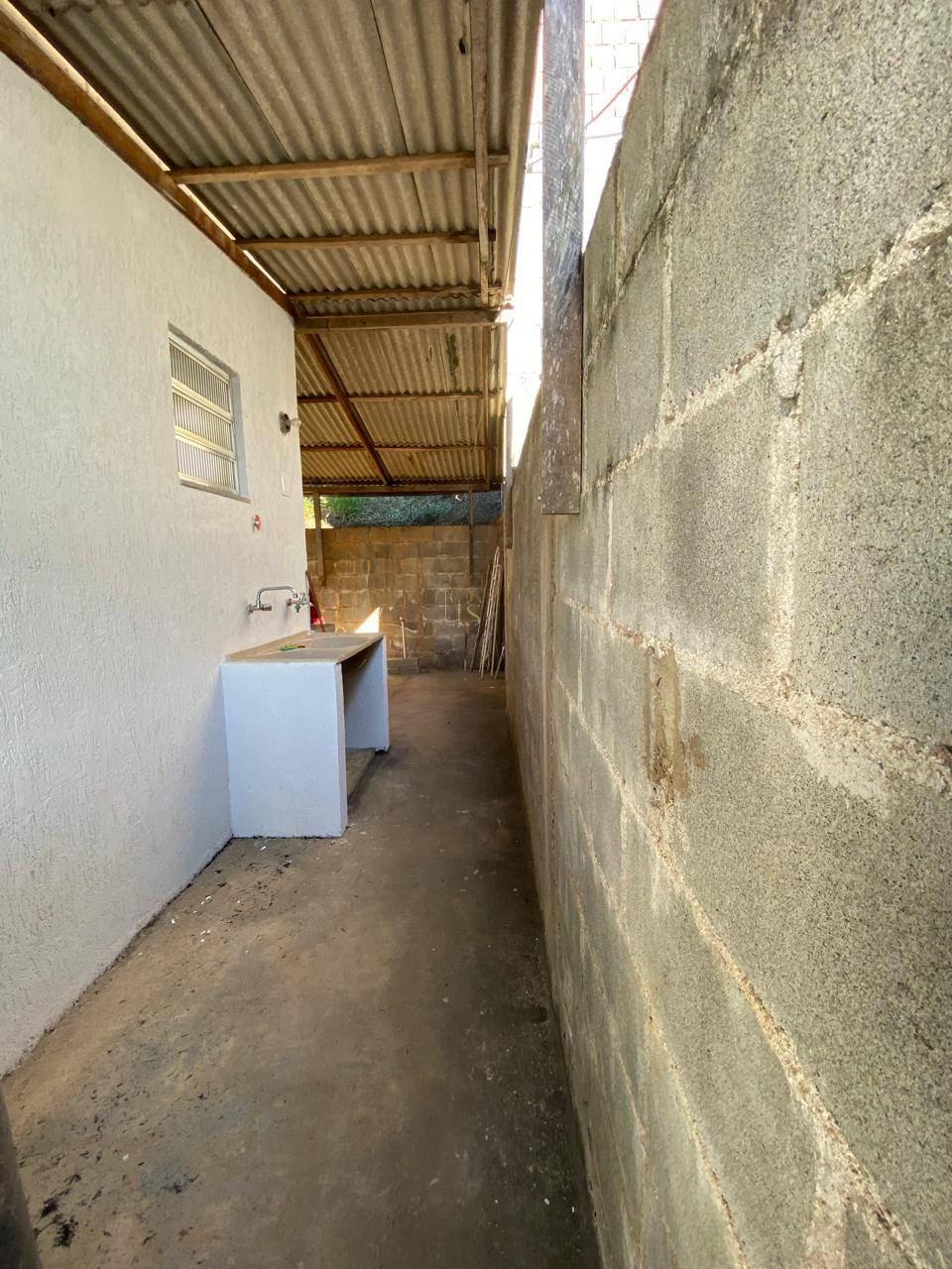 Vendo casa 1 quarto, com amplo quintal, por R$250.000,00, 180m², em São Geraldo - NF - PS Consultoria Imobiliária